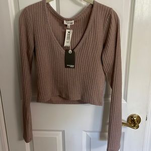 Aritzia brand new pink ribbed cropped long sleeve top